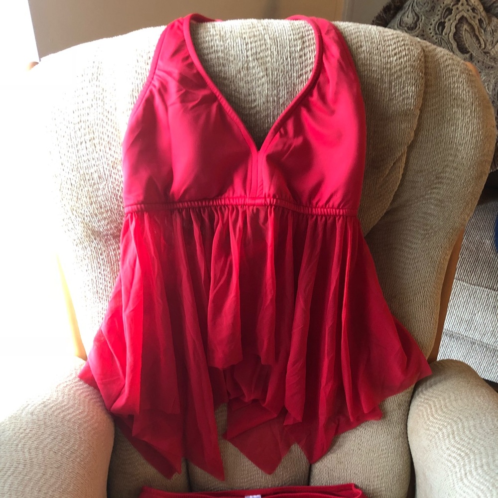 Venus, size 8 -2piece bathing suit